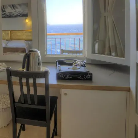 Sunset Hotel 3*